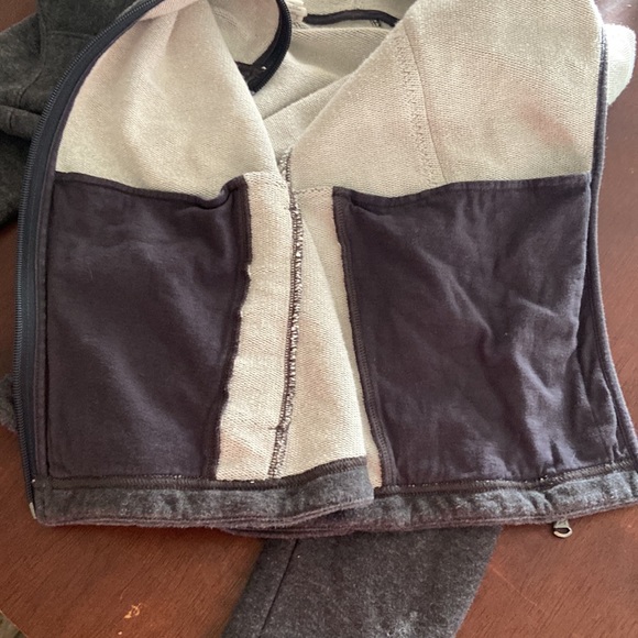 Under Armour jacket - Picture 7 of 9